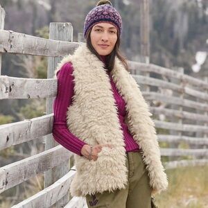 Sundance Dylan Bergen Vest Faux Fur Vest Jacket Small Pockets Lined Cozy Winter